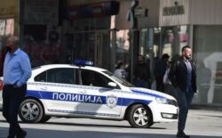 VITLAO SATAROM ISPRED TRŽNOG CENTRA! Policija u Kruševcu uhapsila muškarca – određeno mu zadržavanje