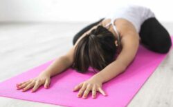 Snaga i balans: 25 minuta odličnih joga vježbi za maksimalno jačanje cijelog tijela (VIDEO)